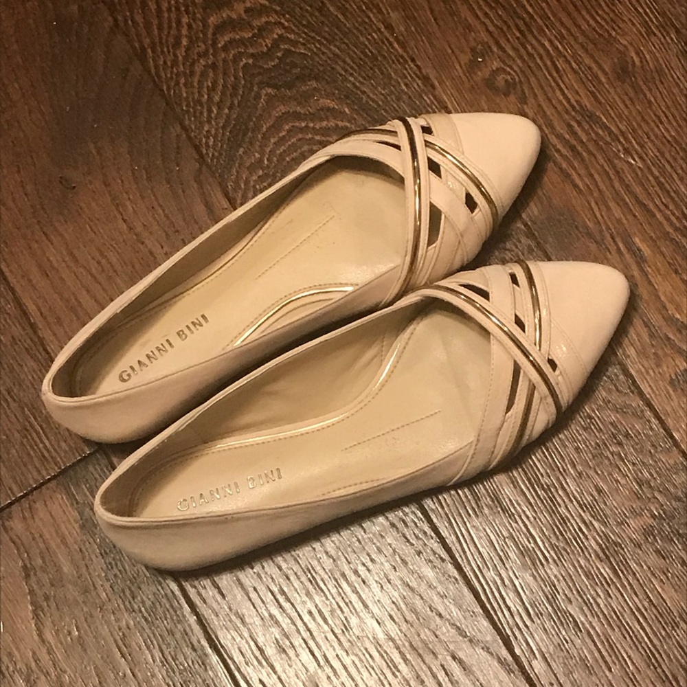 Gianni Bini flats